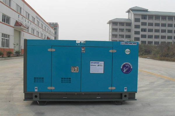 隆安发电机租赁发电机组的换季保养注意事项